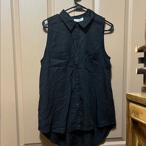 Old Navy Black Sleeveless Blouse